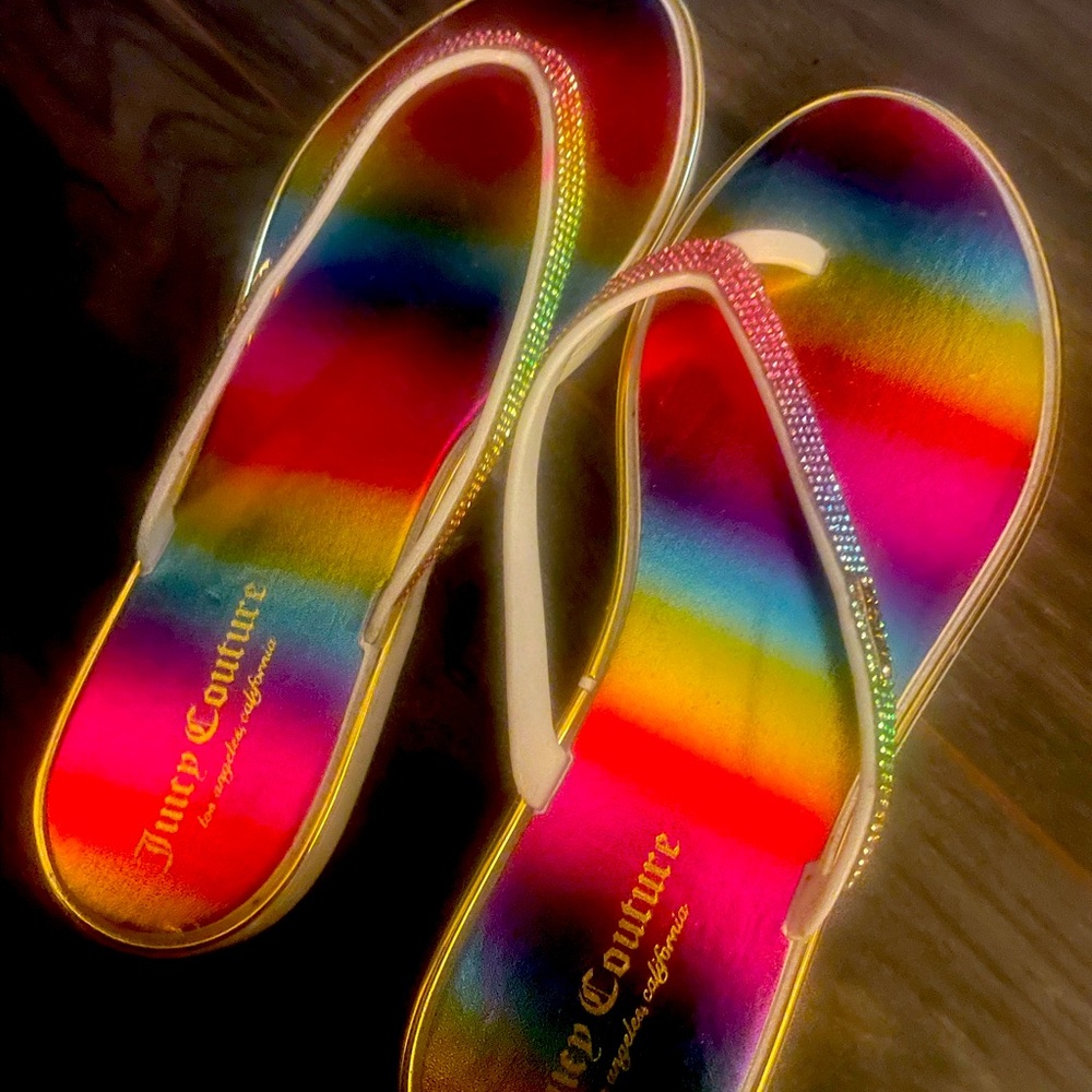 Juicy couture rhinestone flip flops size 9